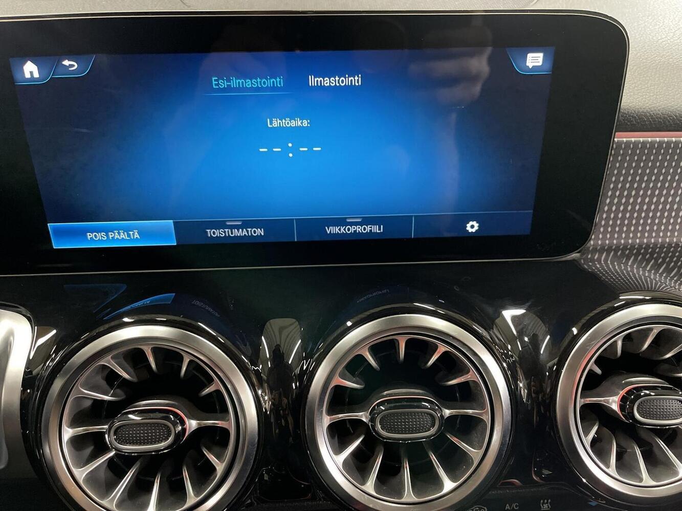 Mercedes-Benz EQB vaihtoauto