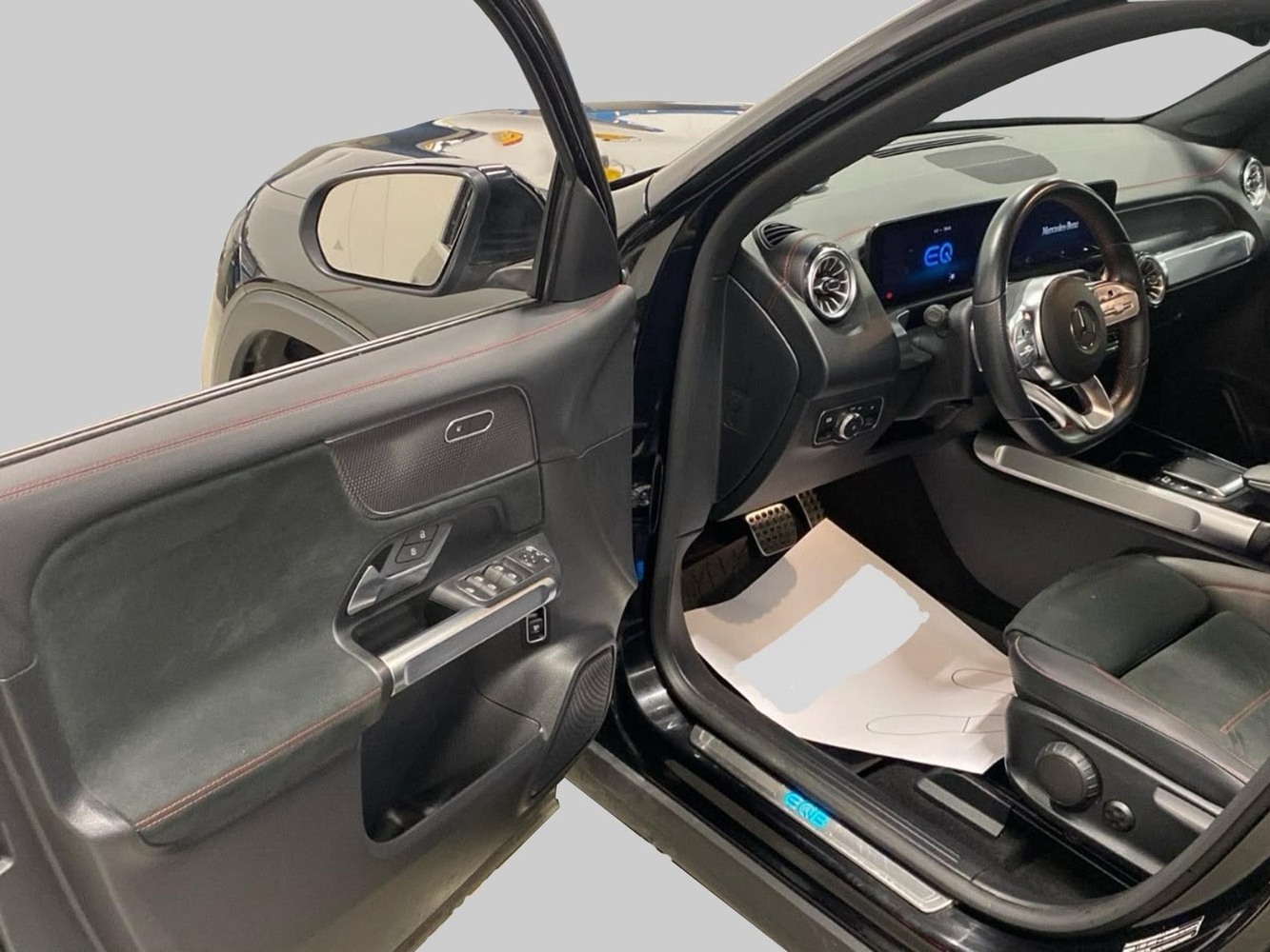 Mercedes-Benz EQB vaihtoauto