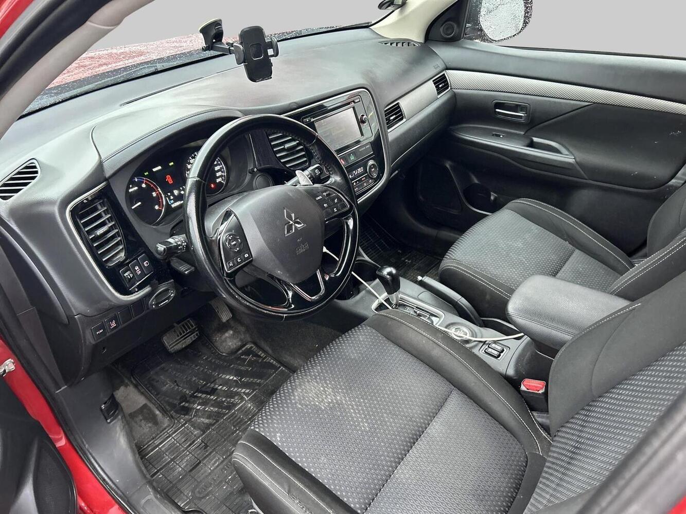 Mitsubishi Outlander vaihtoauto