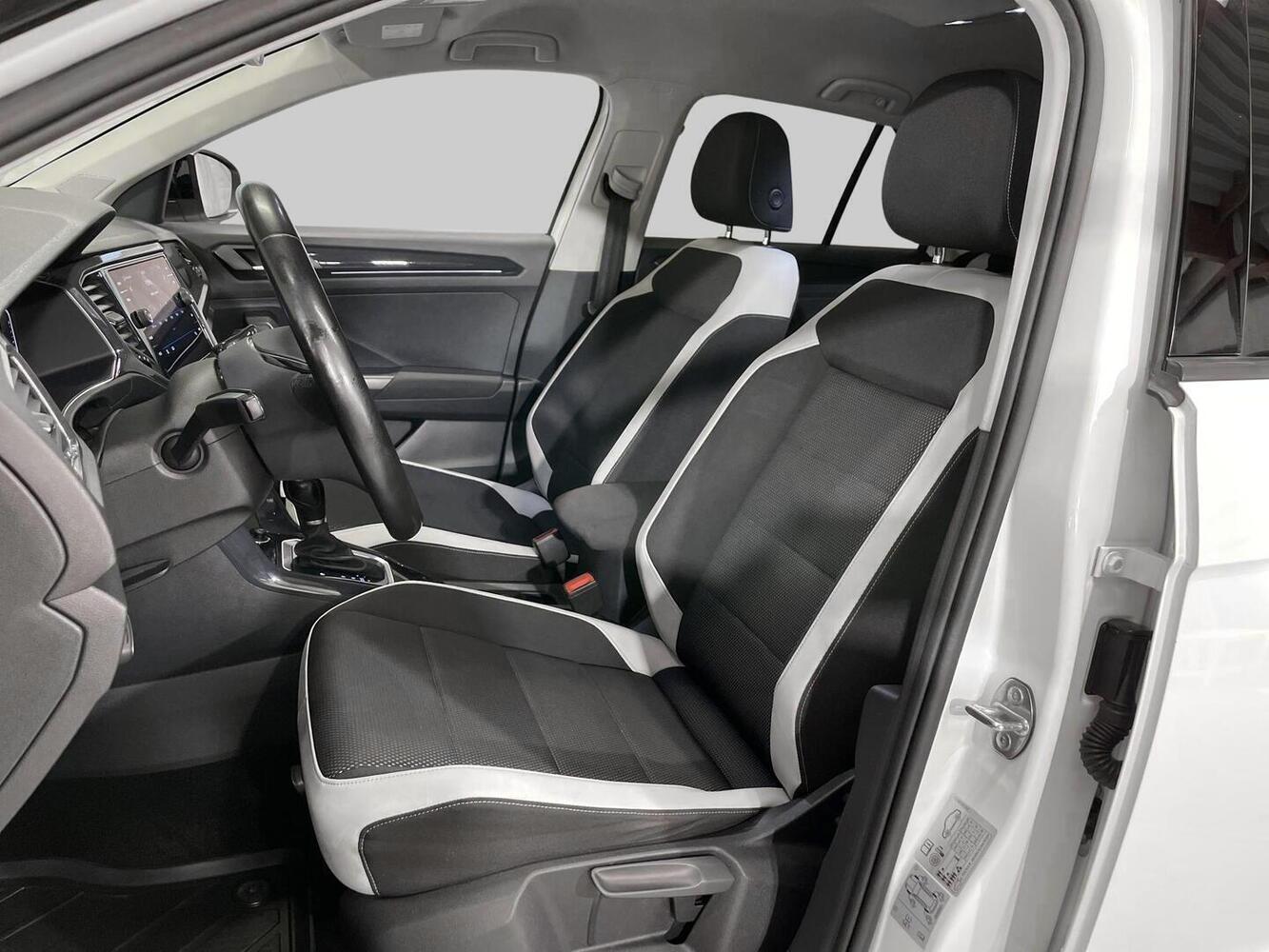 Volkswagen T-Roc vaihtoauto