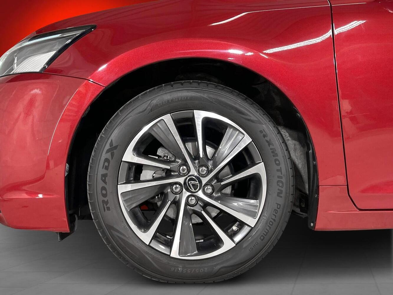 Lexus CT vaihtoauto
