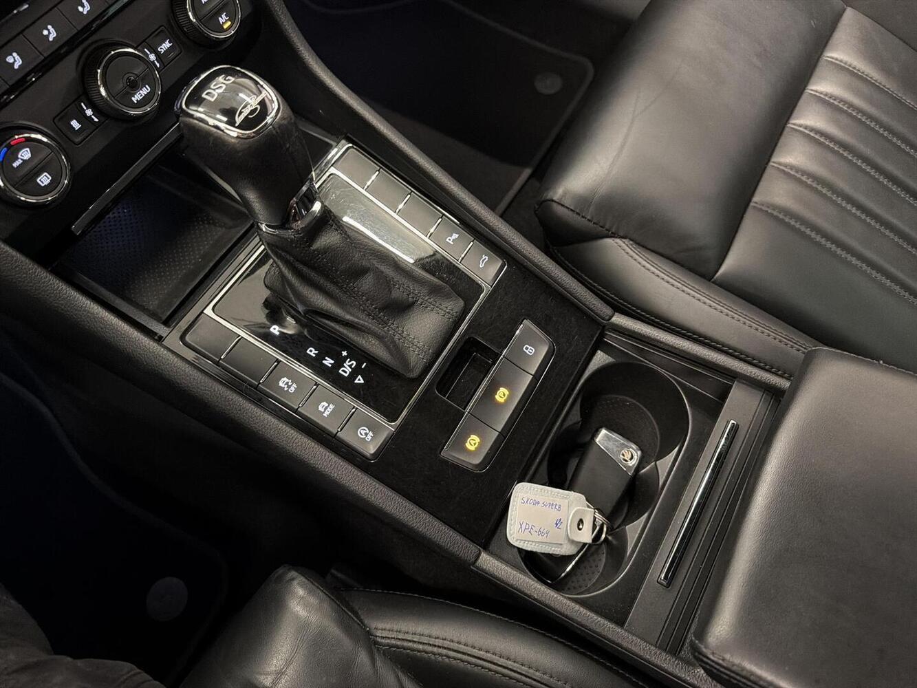 Skoda Superb vaihtoauto