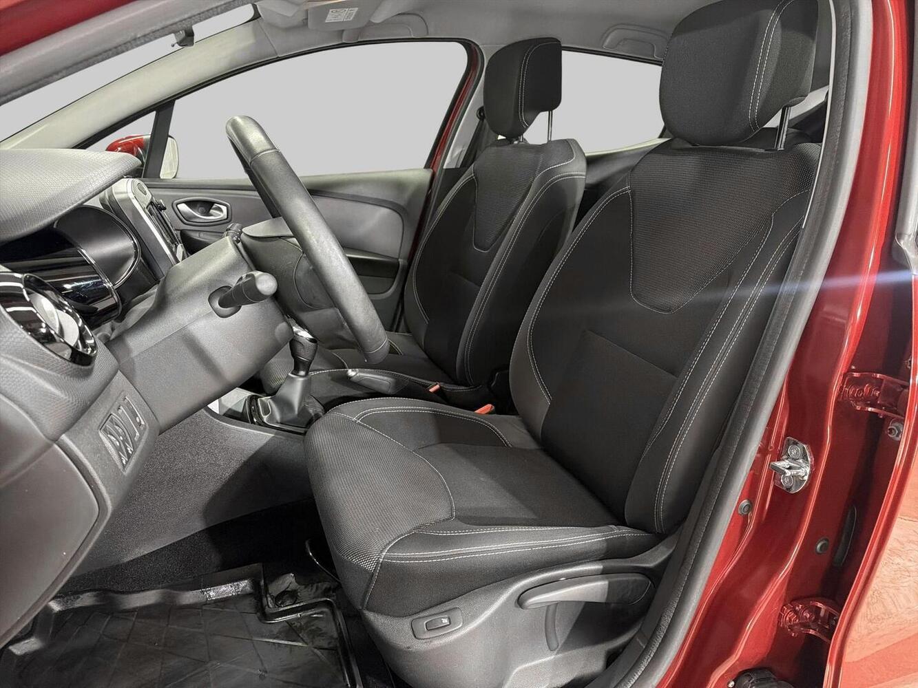 Renault Clio vaihtoauto