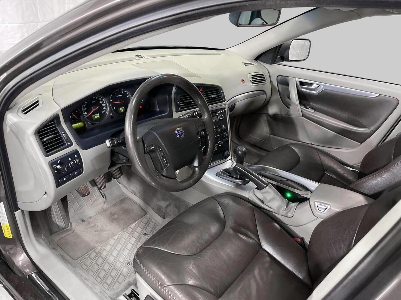 Volvo XC70 vaihtoauto