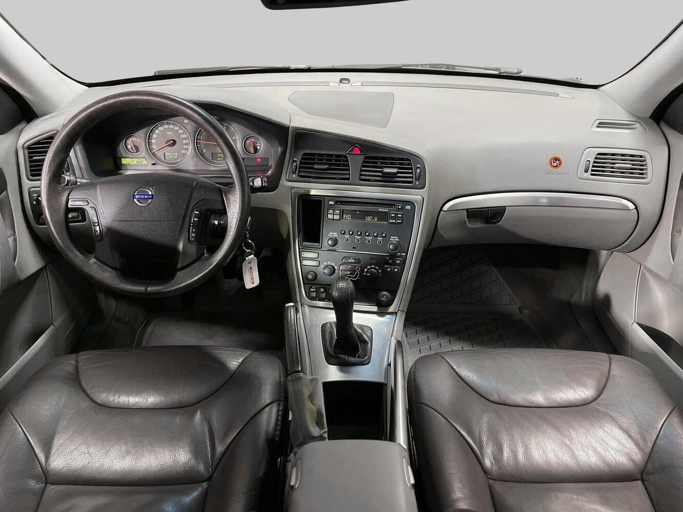 Volvo XC70 vaihtoauto