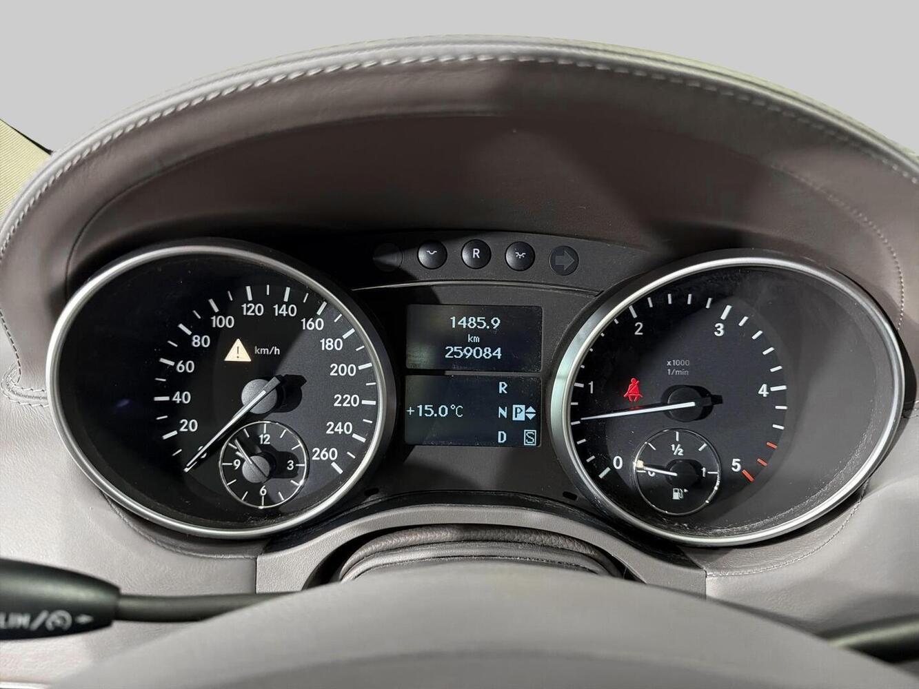 Mercedes-Benz GL vaihtoauto