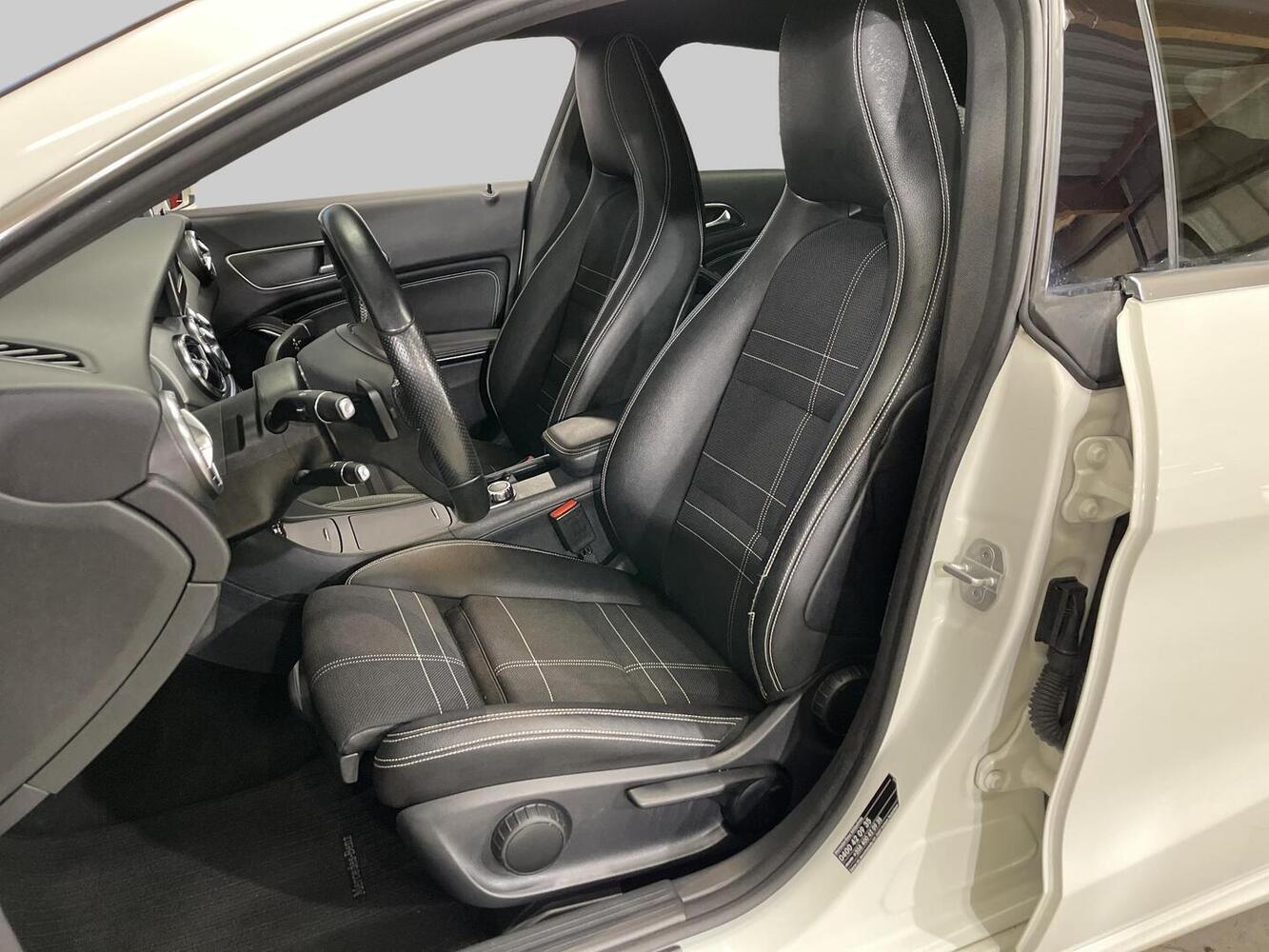 Mercedes-Benz CLA-sarja vaihtoauto