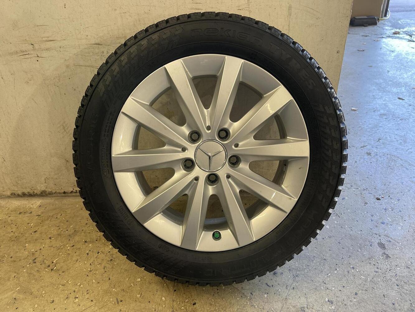 Mercedes-Benz CLA-sarja vaihtoauto