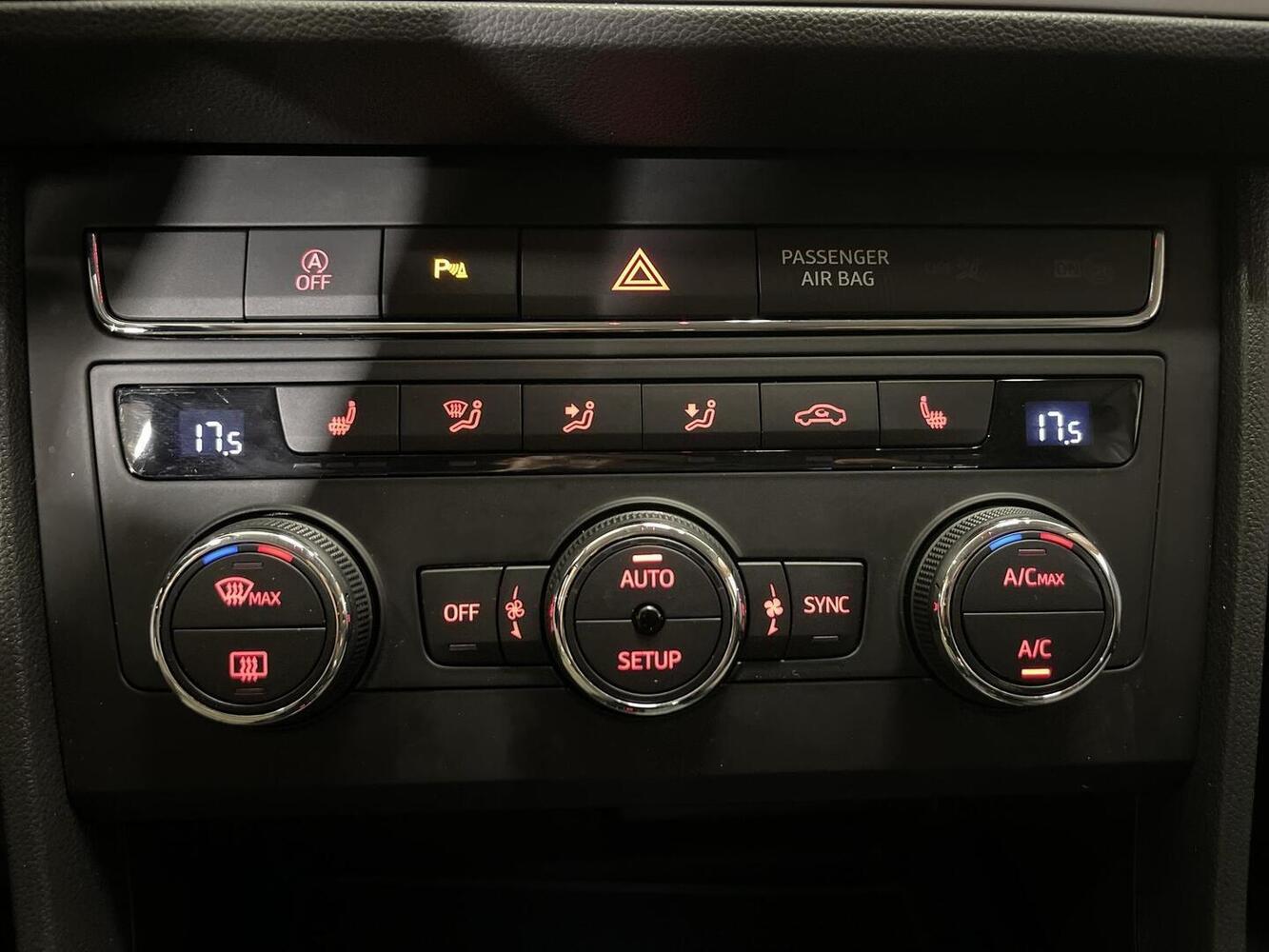 SEAT Leon ST vaihtoauto