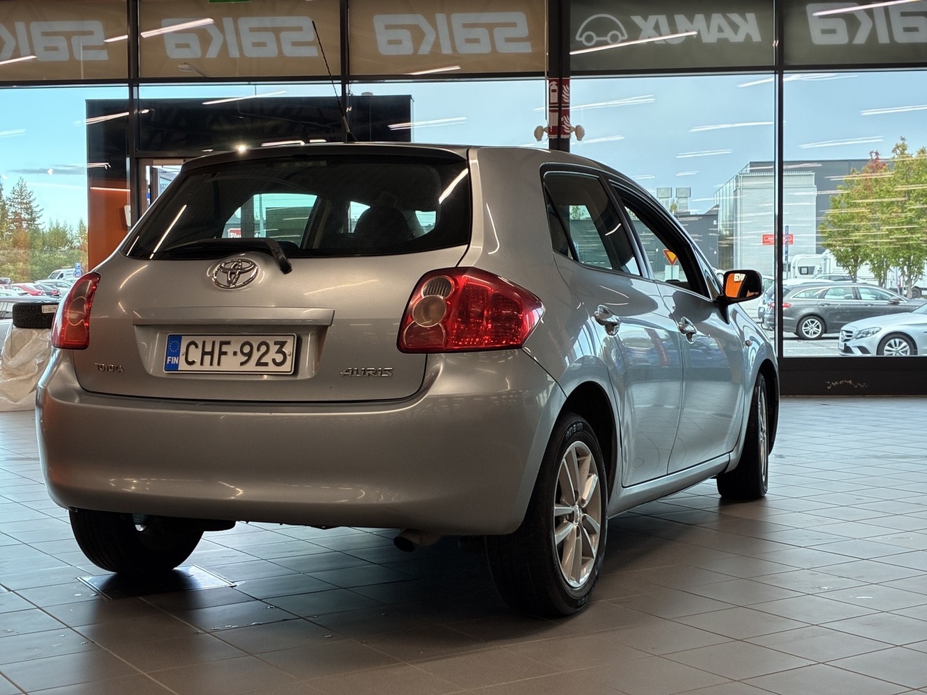 Toyota Auris vaihtoauto