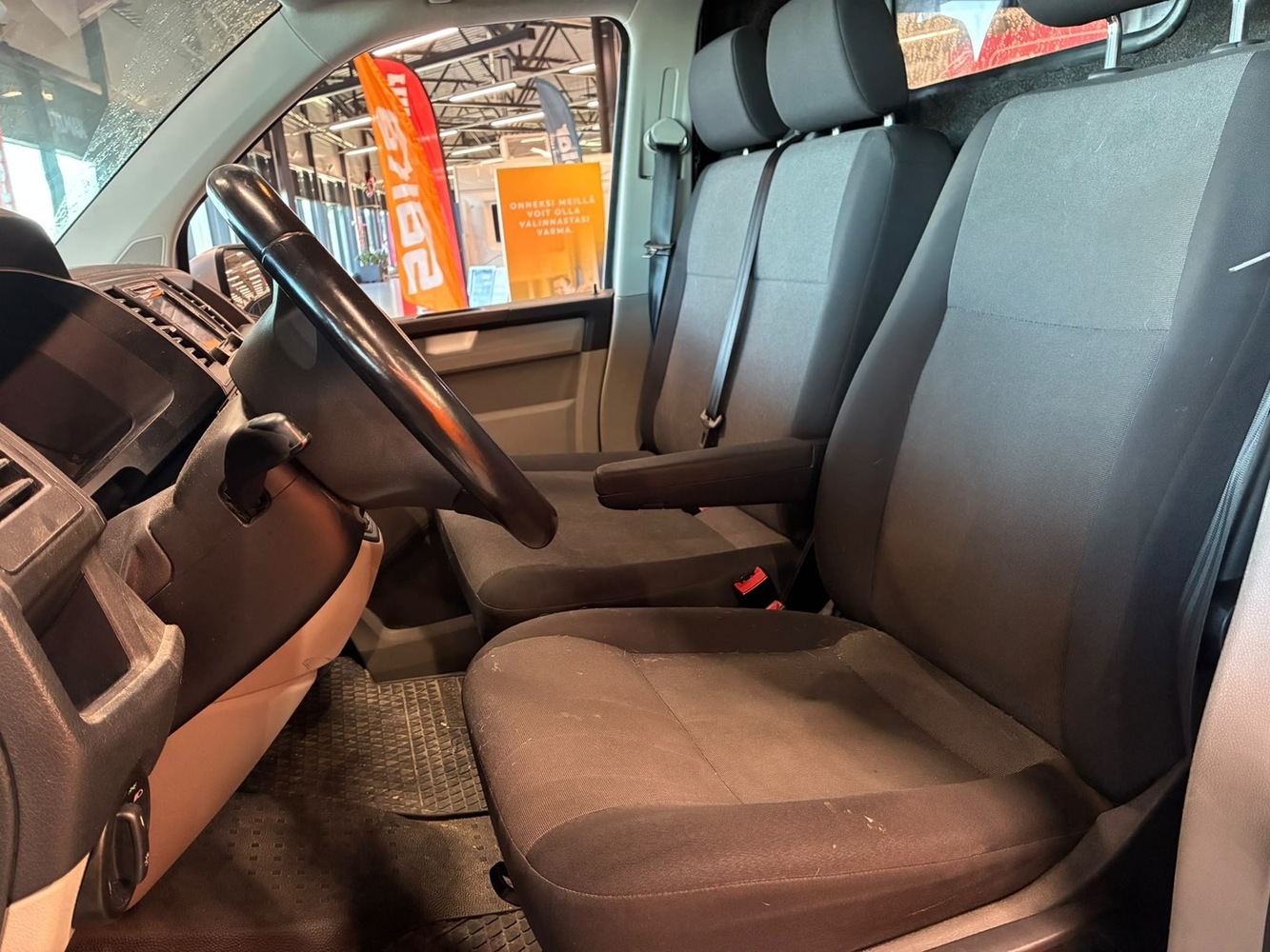 Volkswagen Transporter vaihtoauto