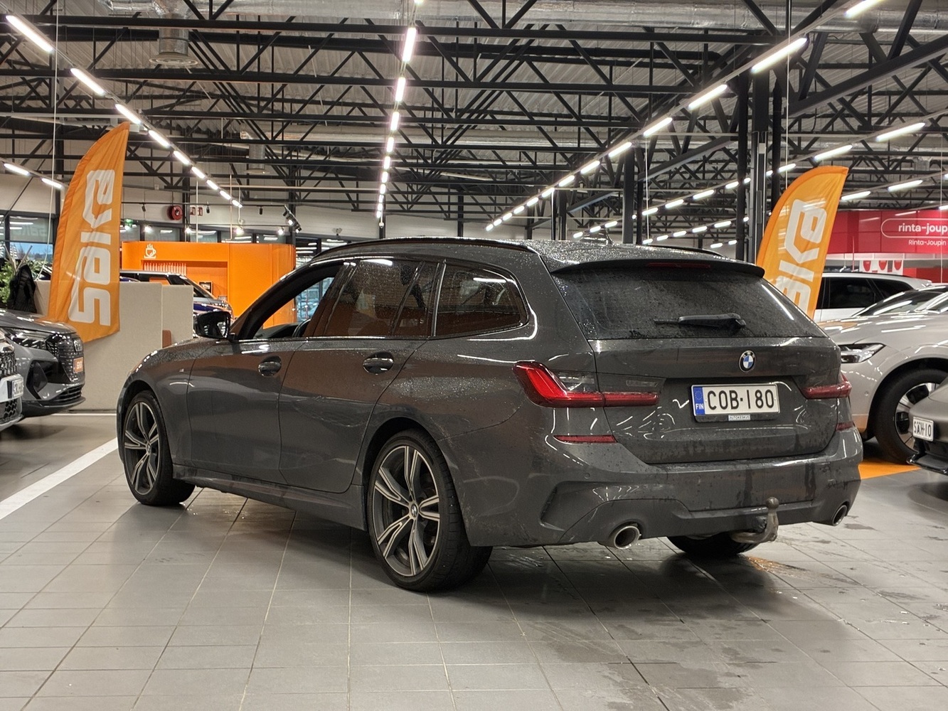 BMW 320 vaihtoauto
