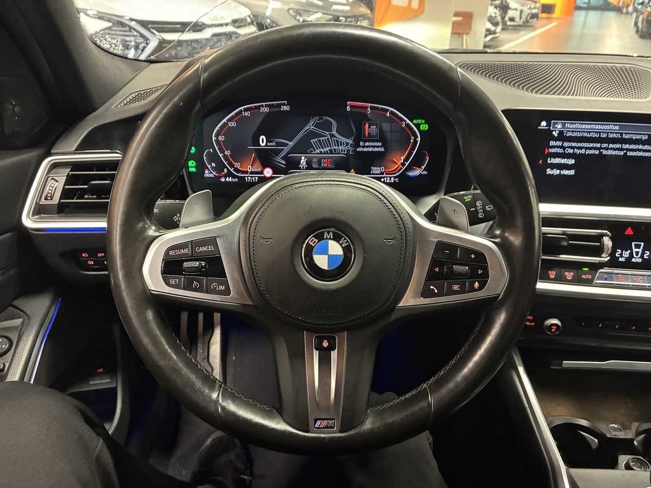 BMW 320 vaihtoauto