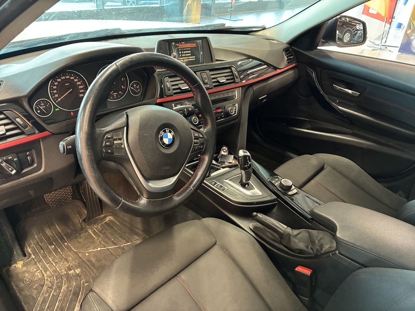 BMW 320 vaihtoauto