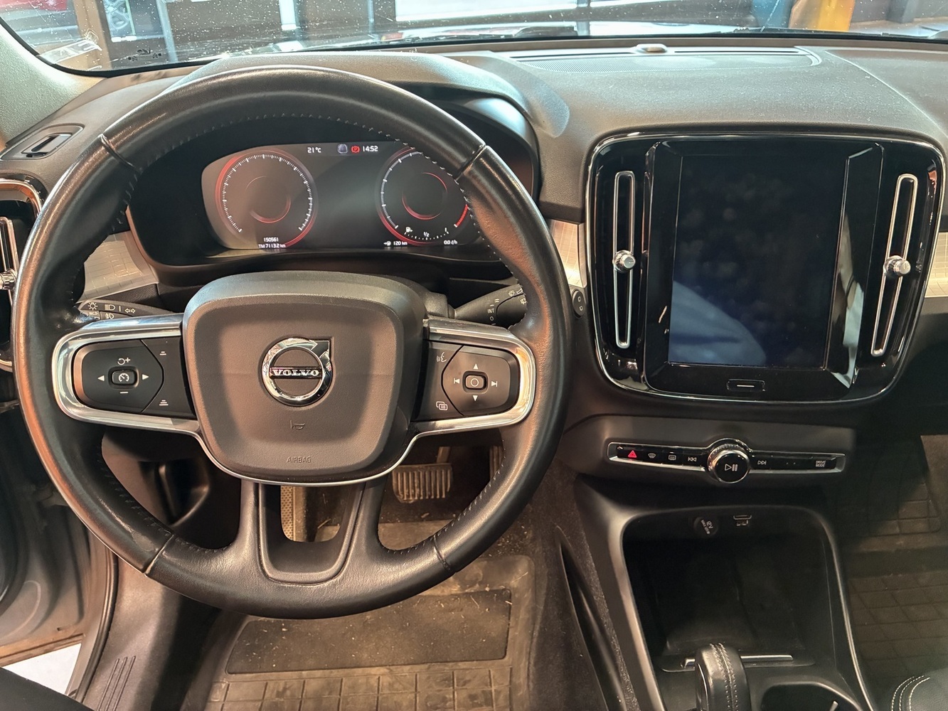 Volvo XC40 vaihtoauto