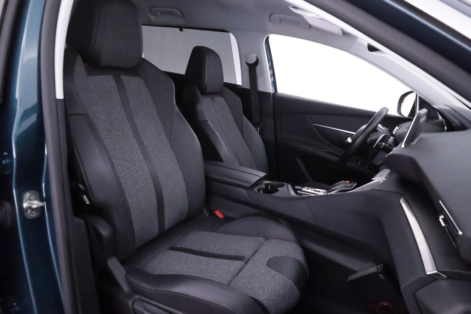 Peugeot 5008 vaihtoauto