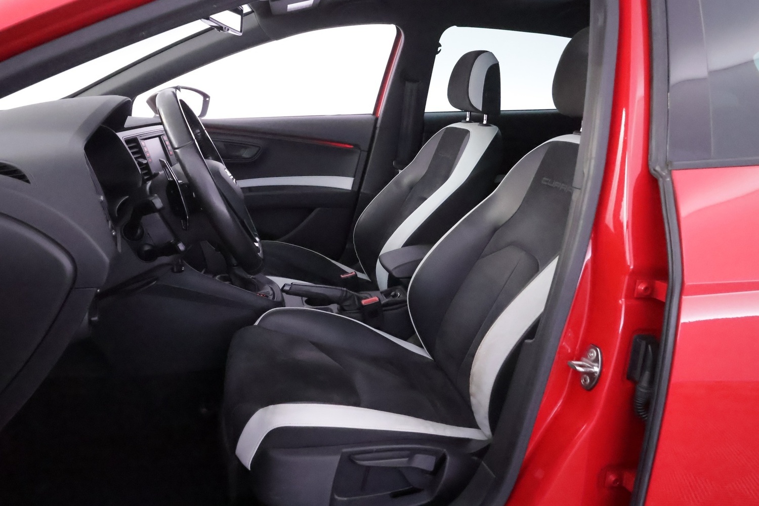 SEAT Leon vaihtoauto