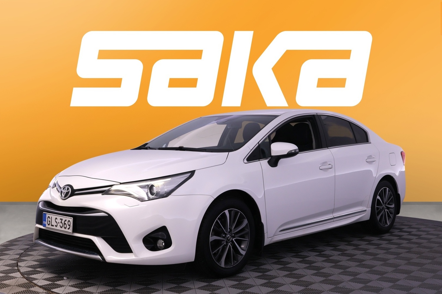 Toyota Avensis vaihtoauto