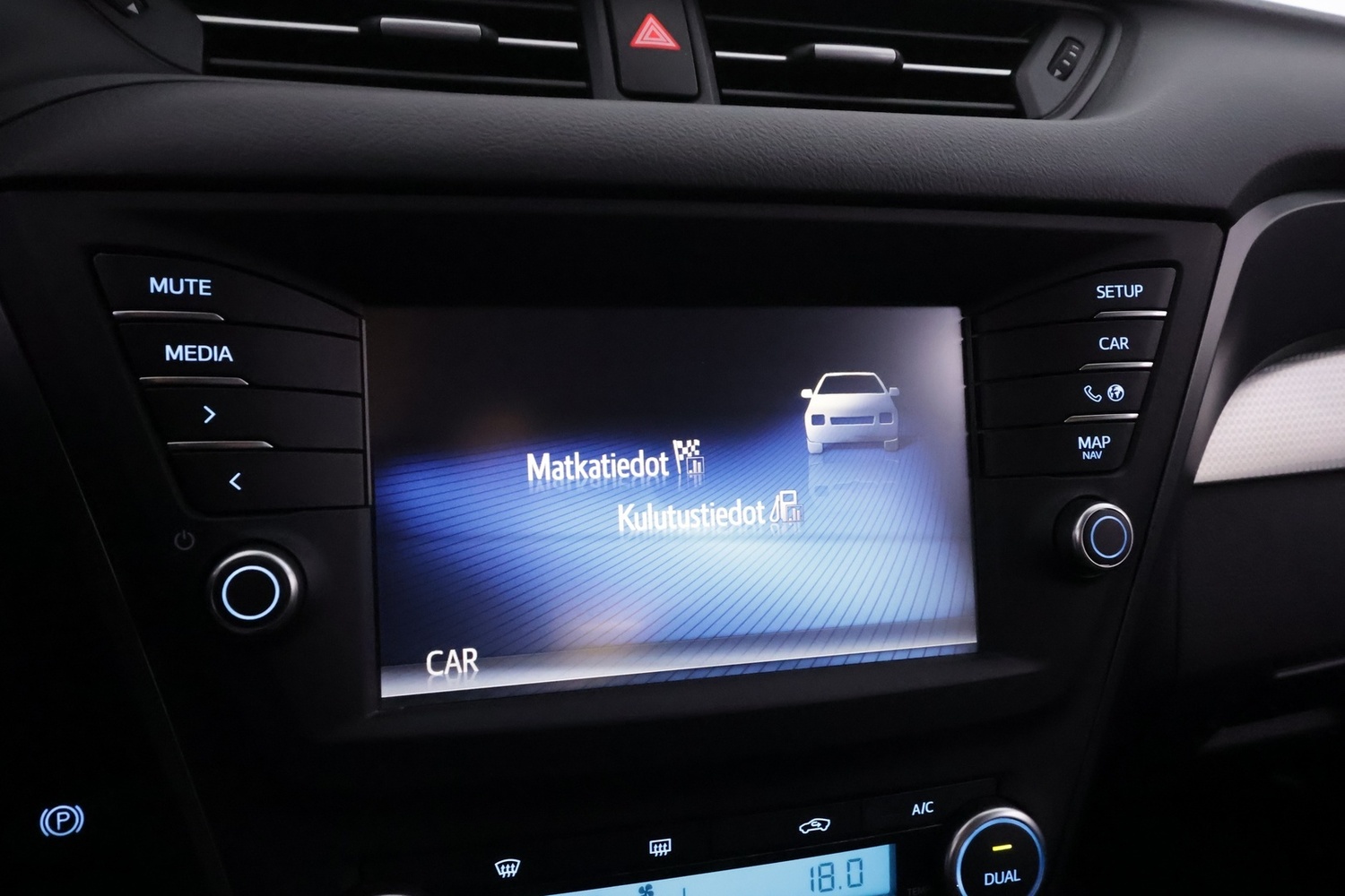Toyota Avensis vaihtoauto