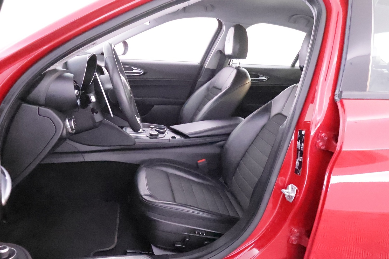 Alfa Romeo Giulia vaihtoauto