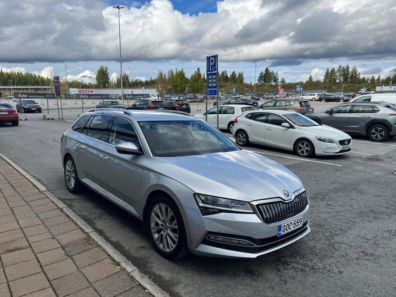 Skoda Superb vaihtoauto