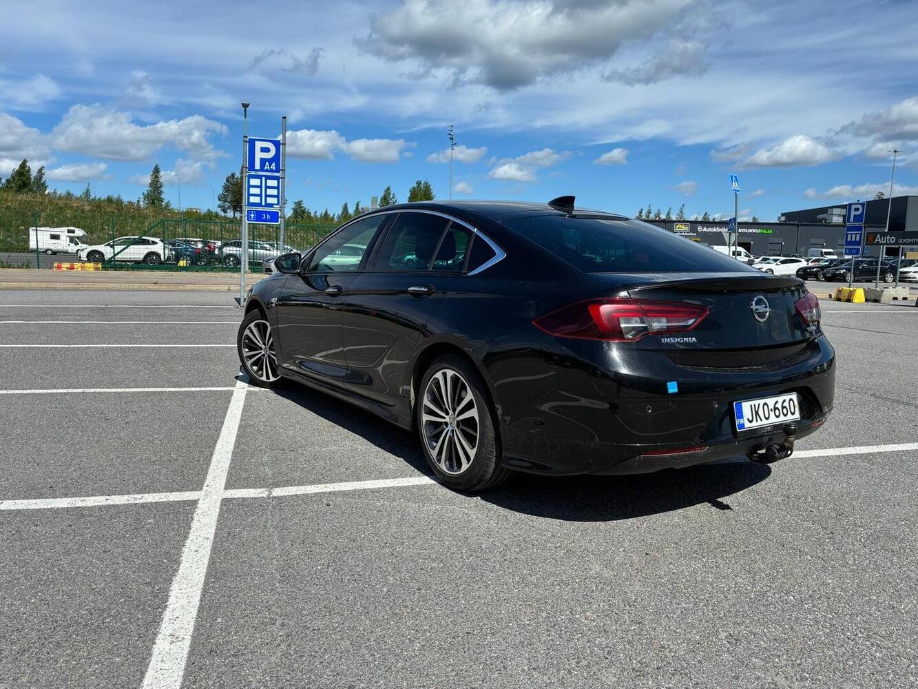 Opel Insignia vaihtoauto