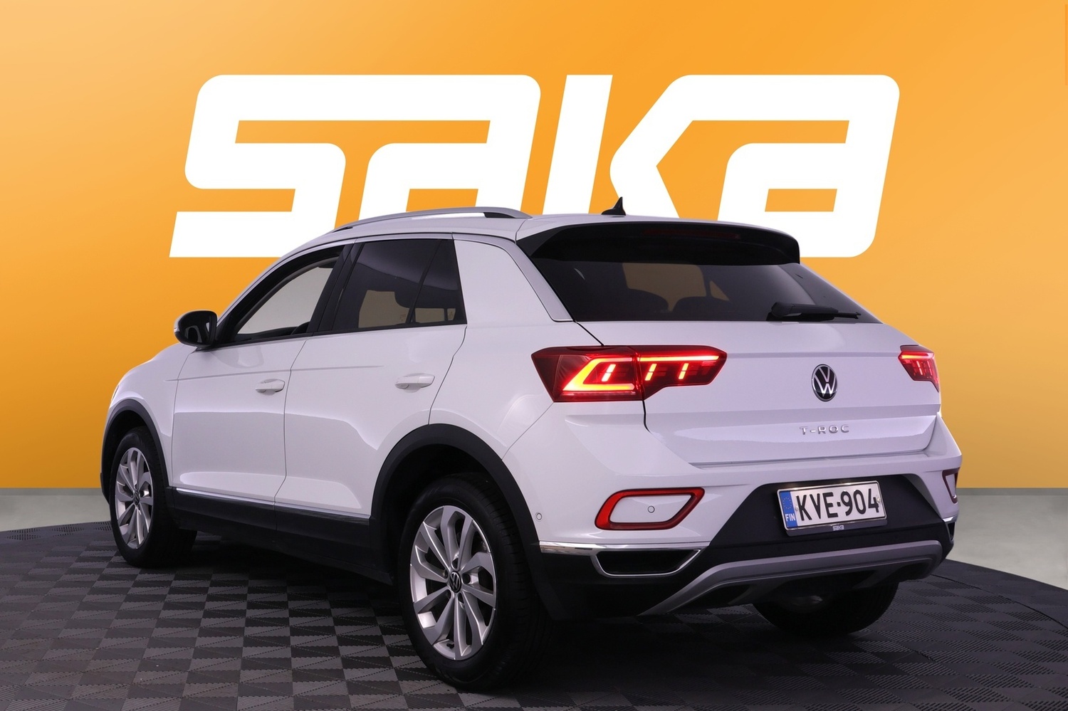 Volkswagen T-Roc vaihtoauto