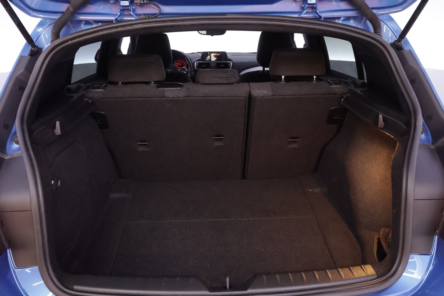 BMW M135i vaihtoauto