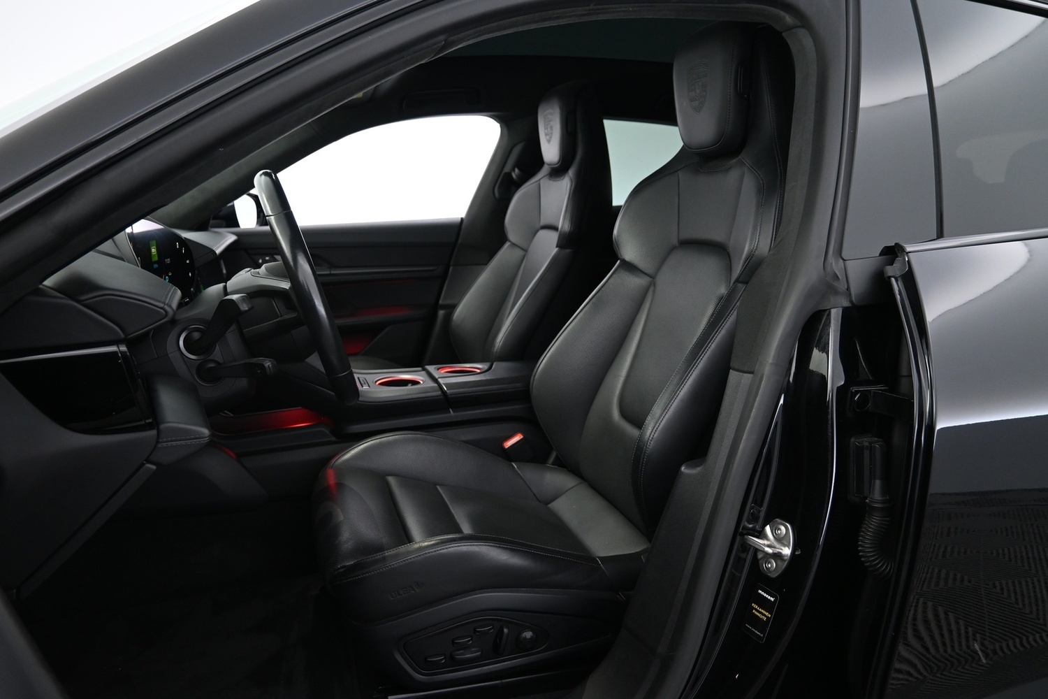 Porsche Taycan vaihtoauto
