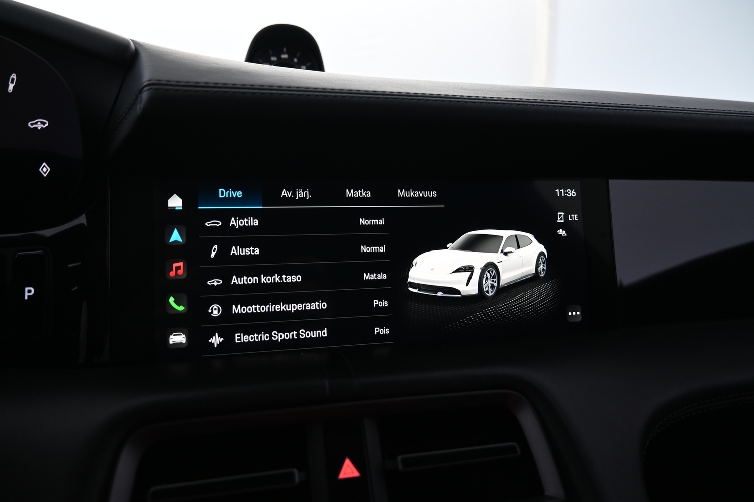 Porsche Taycan vaihtoauto