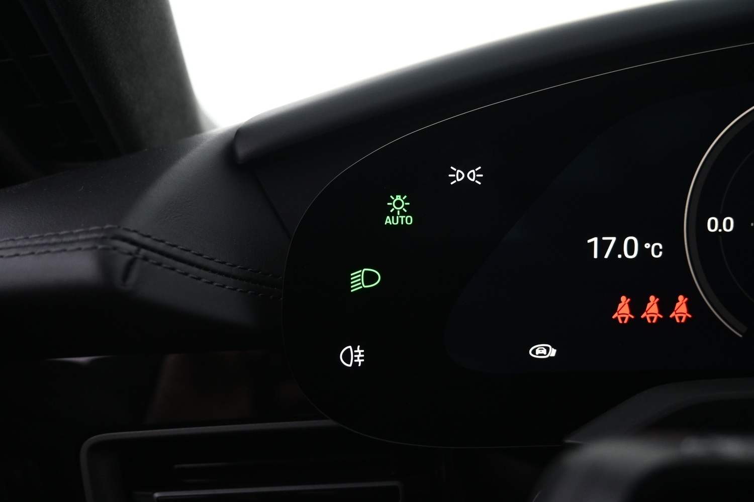 Porsche Taycan vaihtoauto