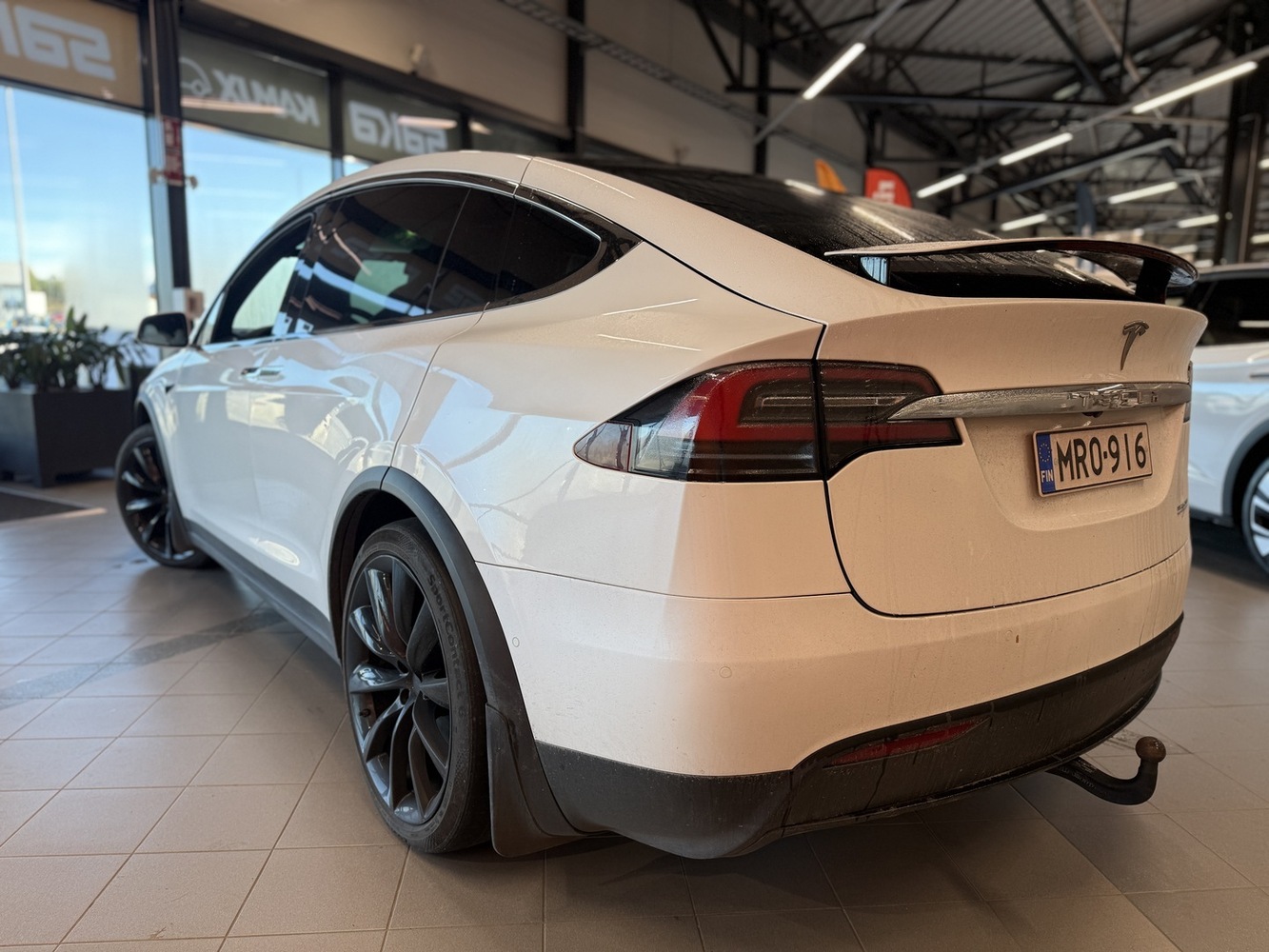 Tesla Model X vaihtoauto