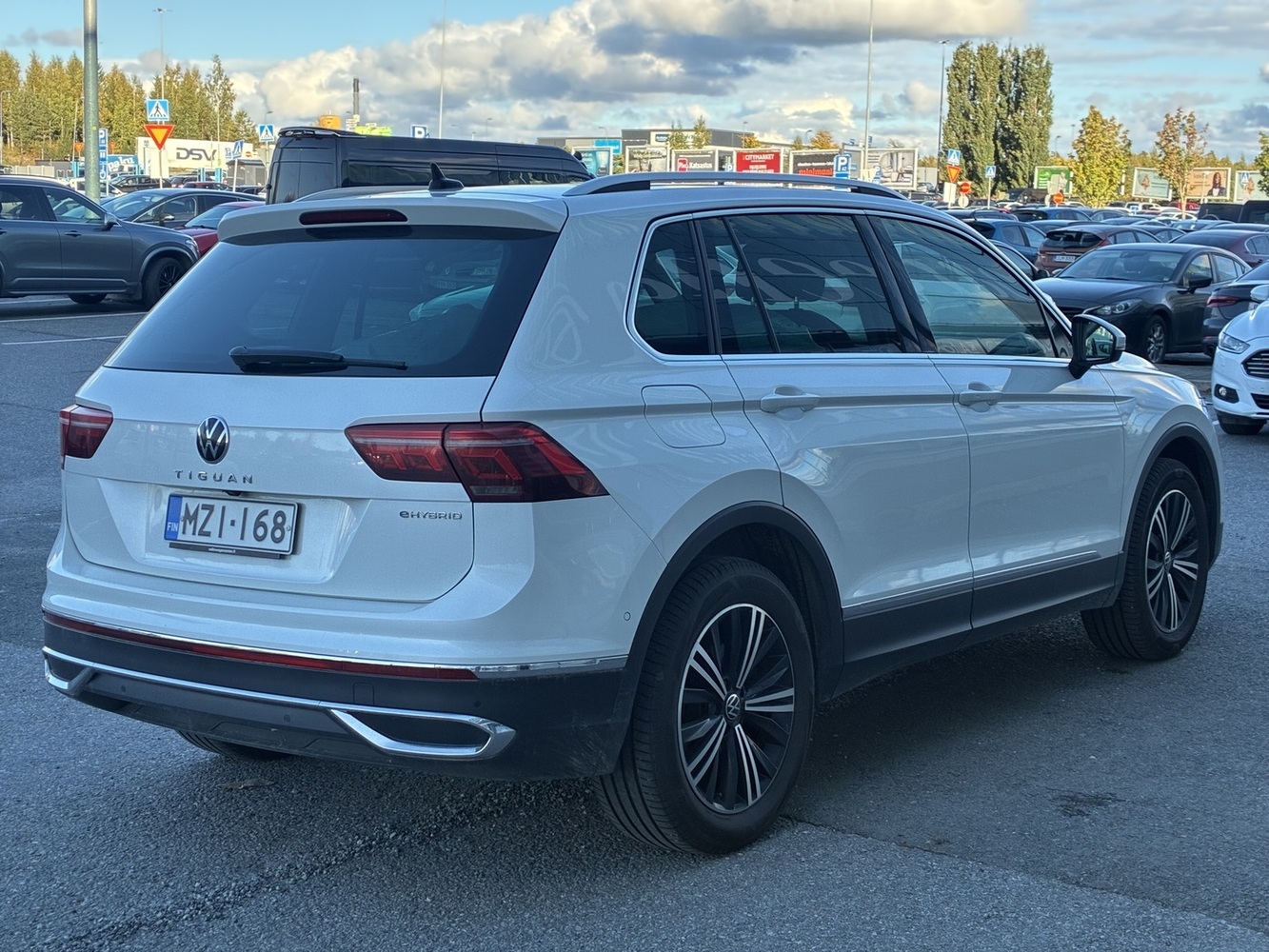 Volkswagen Tiguan vaihtoauto
