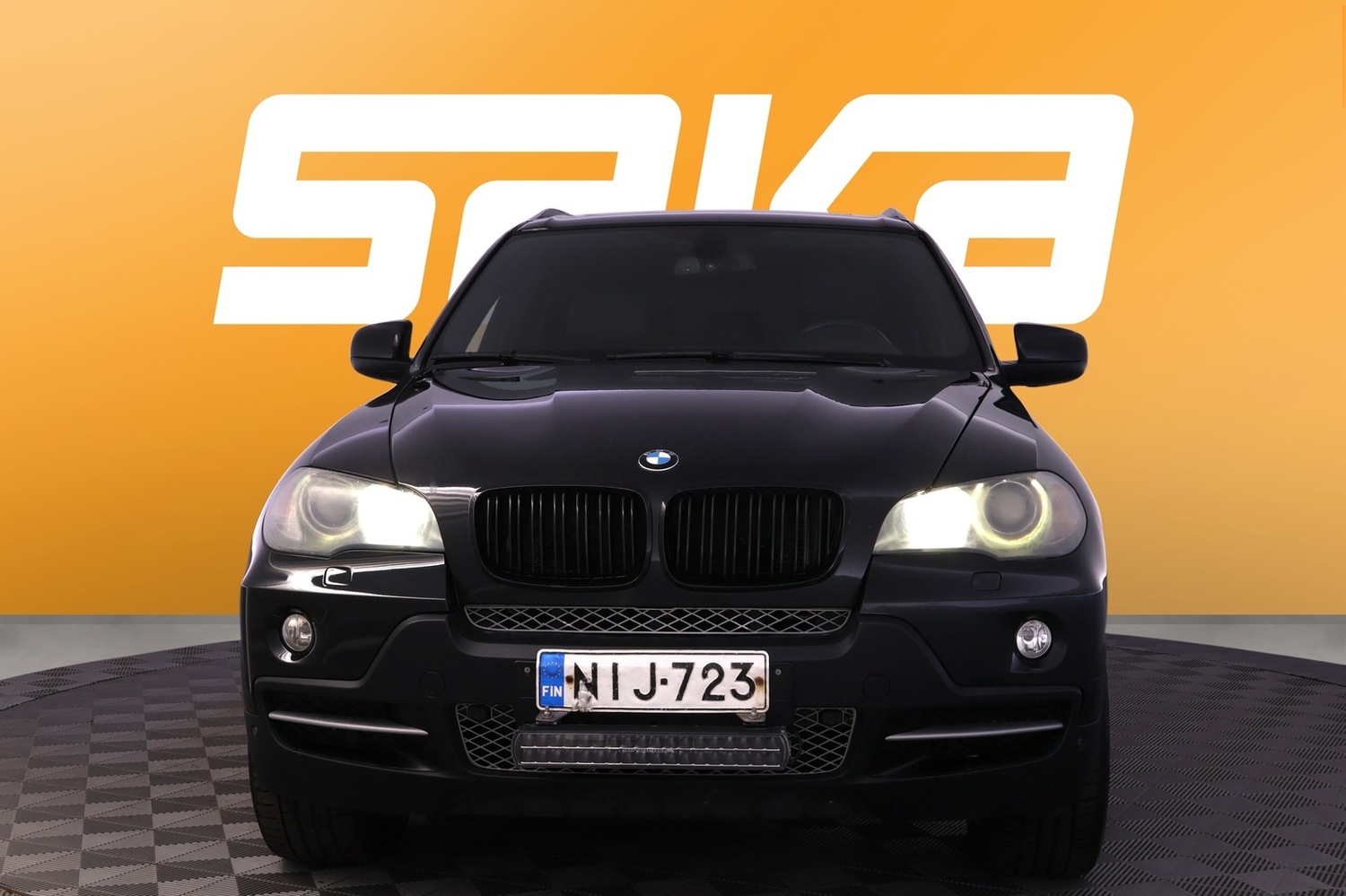 BMW X5 vaihtoauto