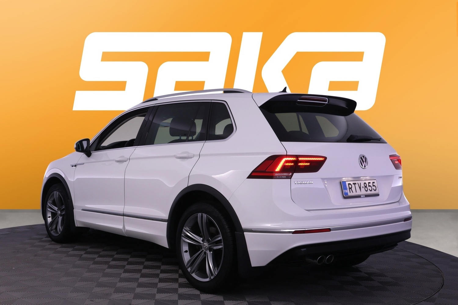 Volkswagen Tiguan vaihtoauto