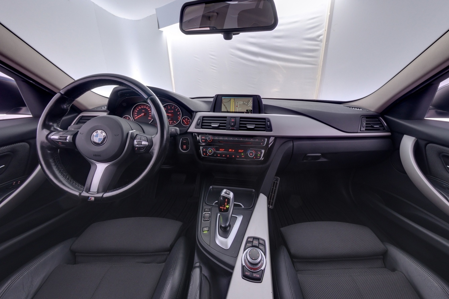 BMW 320 vaihtoauto