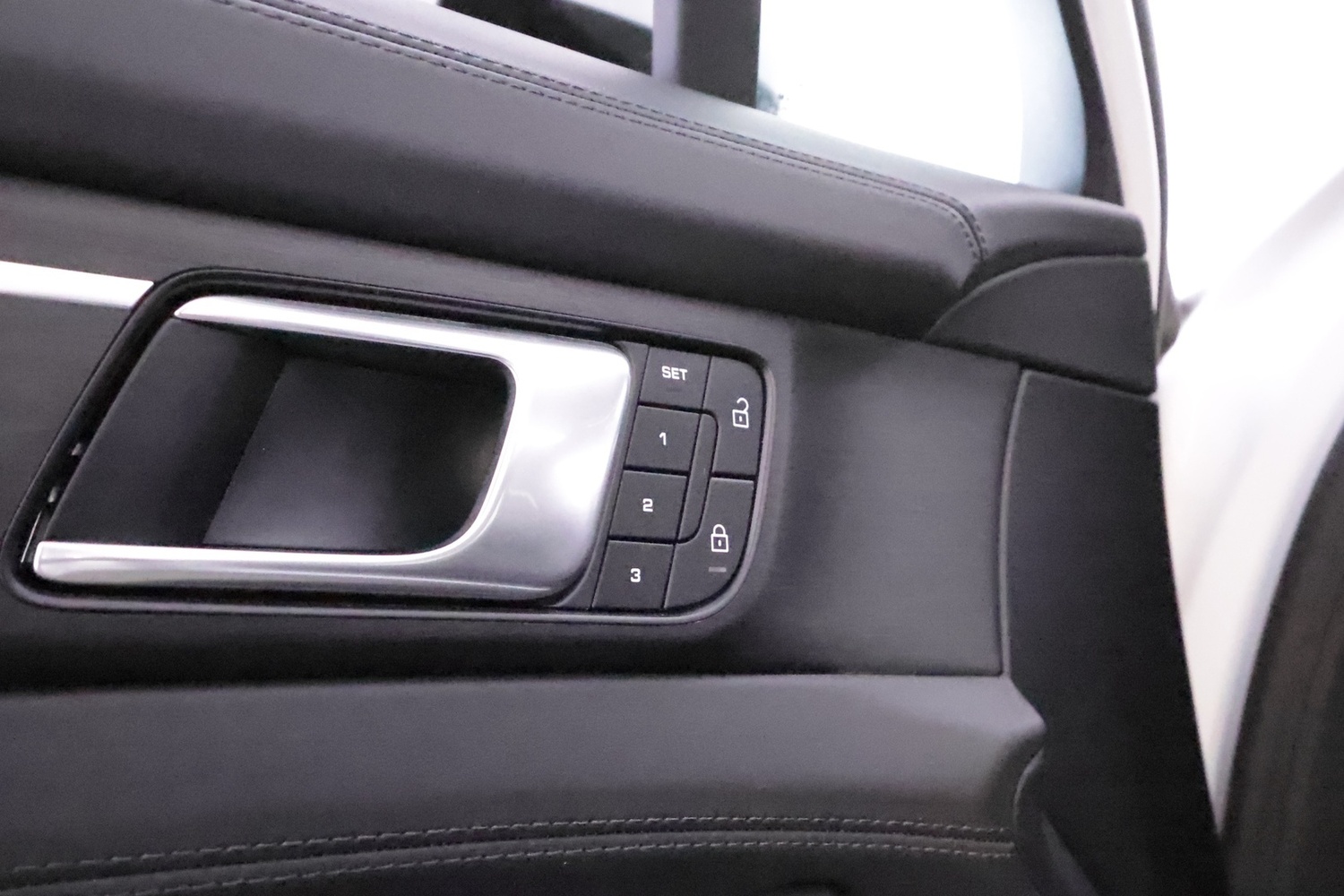 Porsche Panamera vaihtoauto