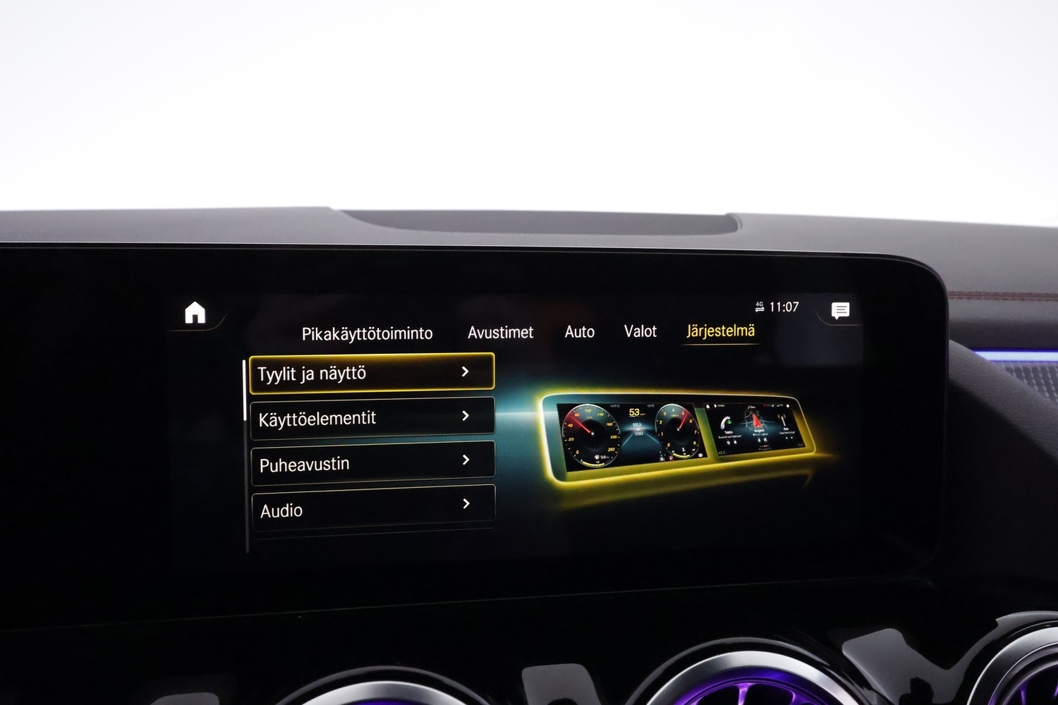 Mercedes-Benz EQA vaihtoauto
