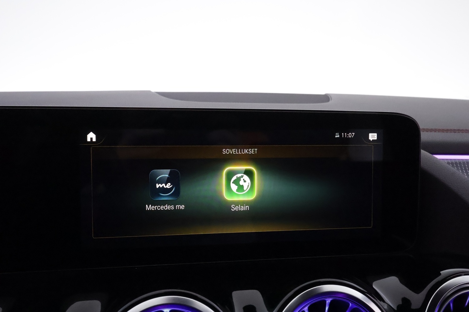 Mercedes-Benz EQA vaihtoauto