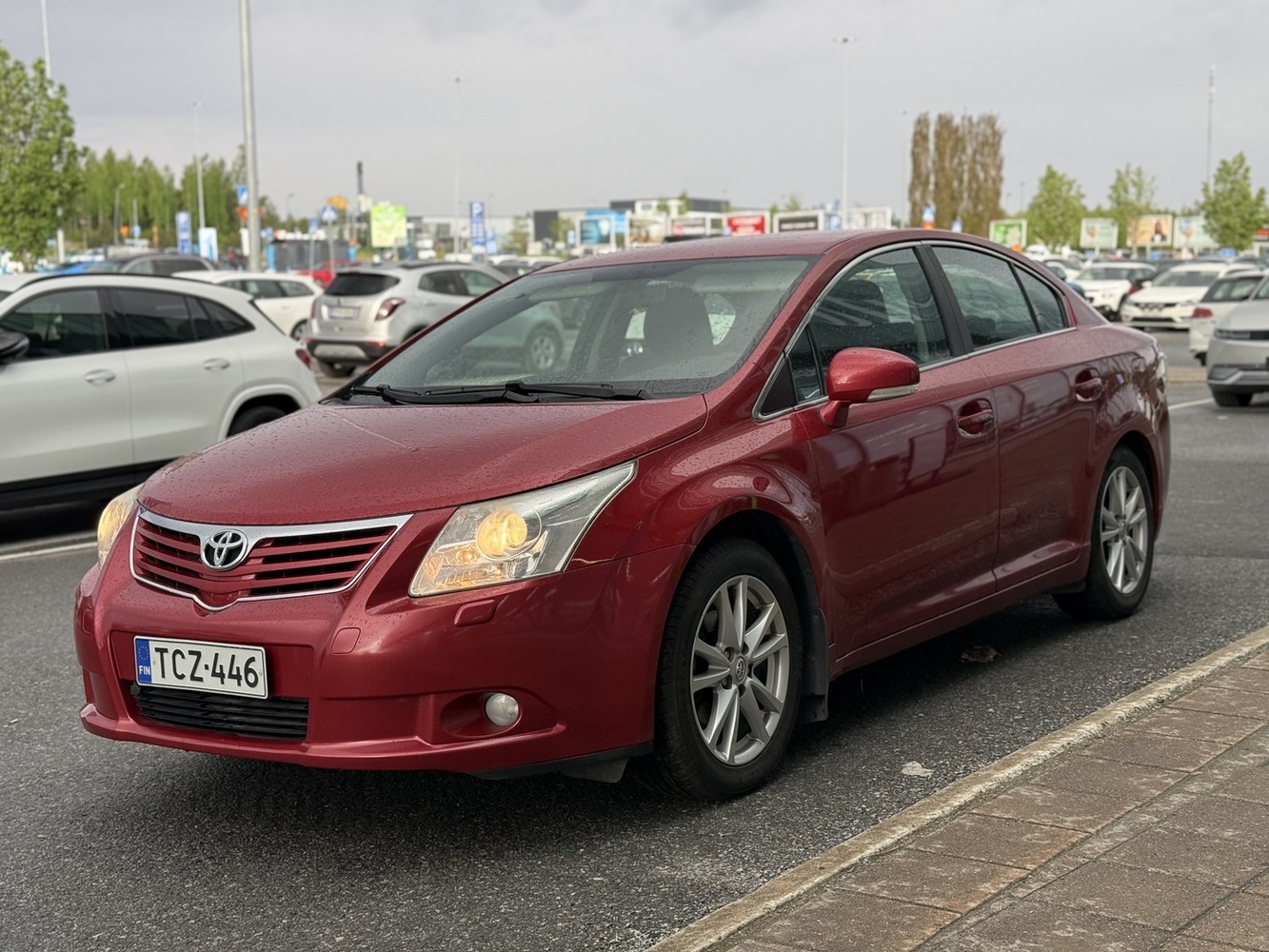 Toyota Avensis vaihtoauto