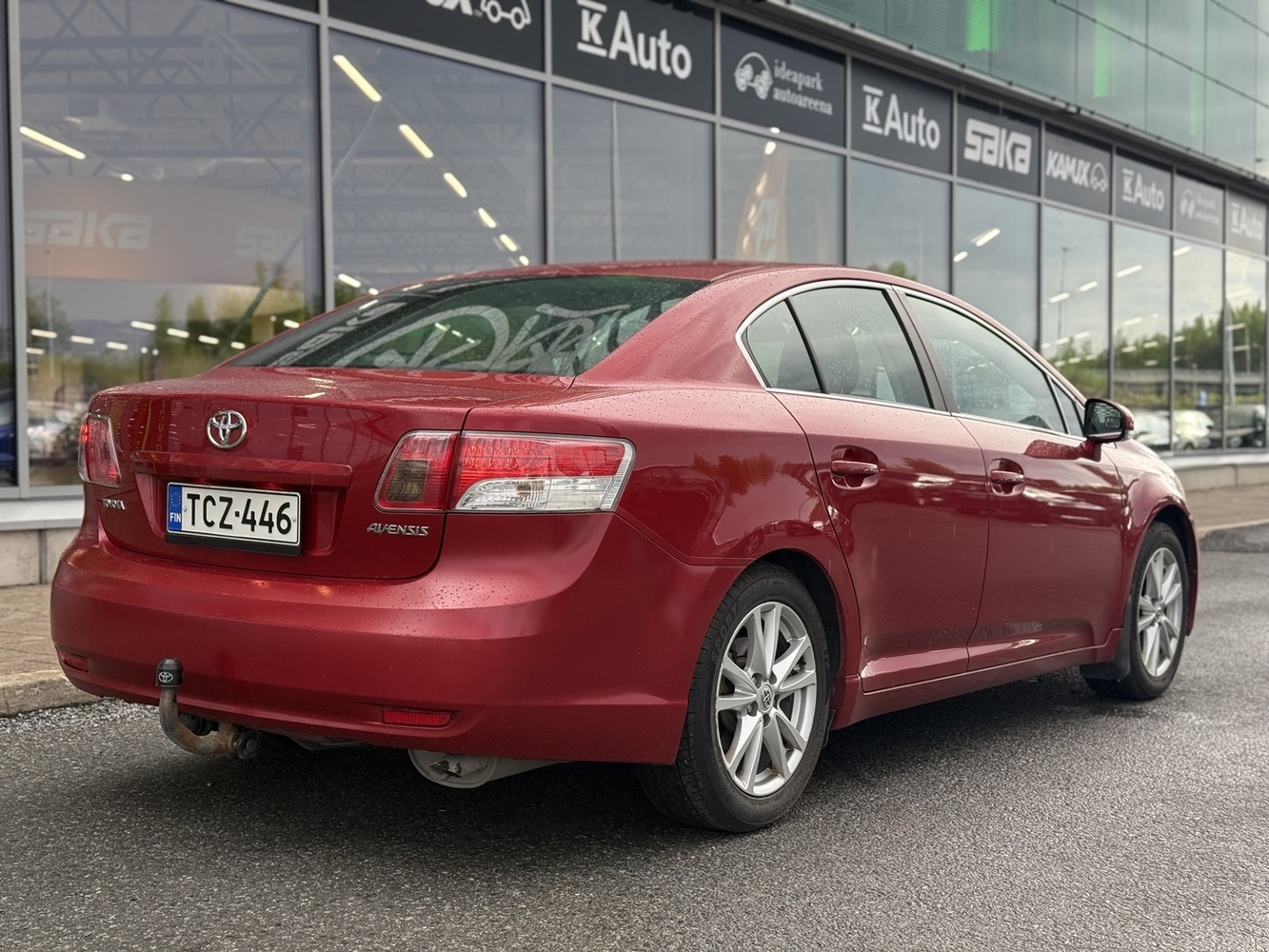 Toyota Avensis vaihtoauto