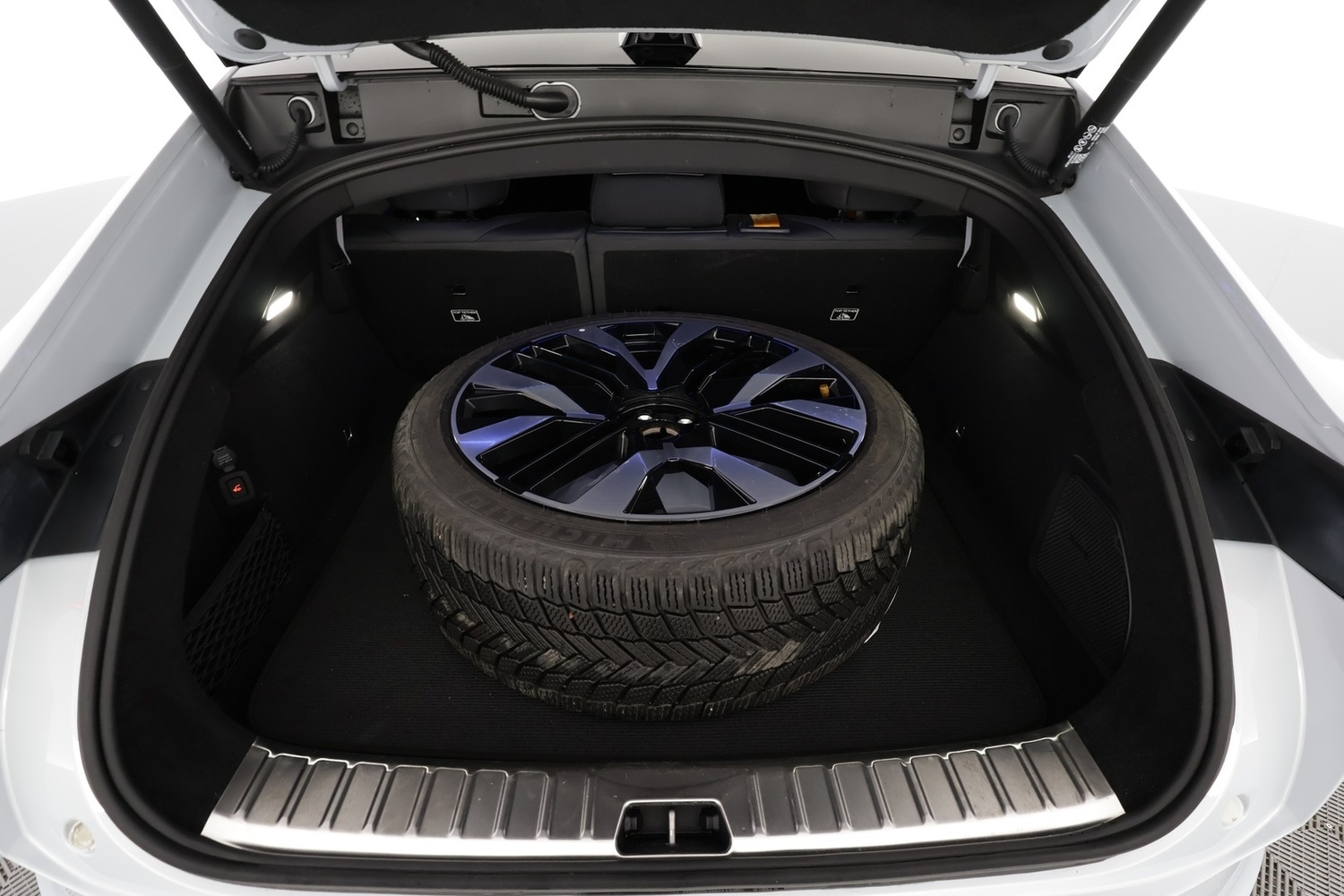 Polestar 4 vaihtoauto
