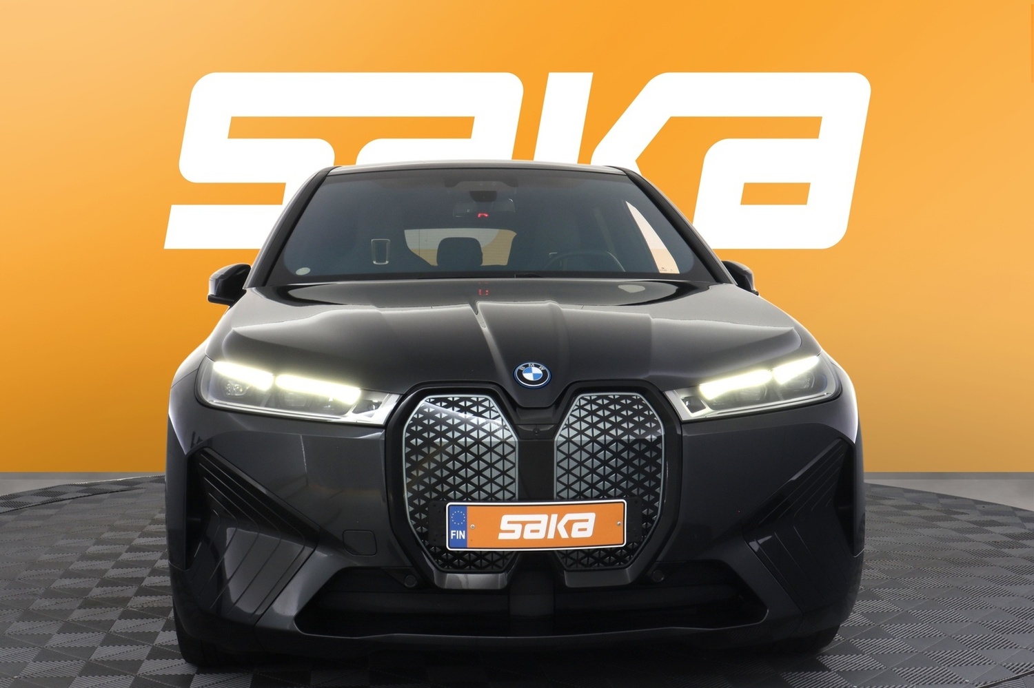 BMW iX vaihtoauto