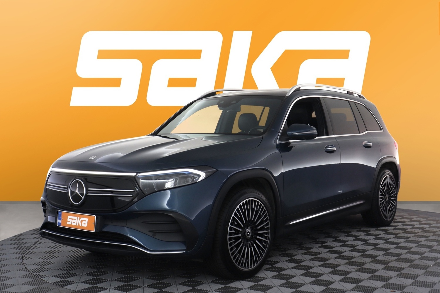 Mercedes-Benz EQB vaihtoauto