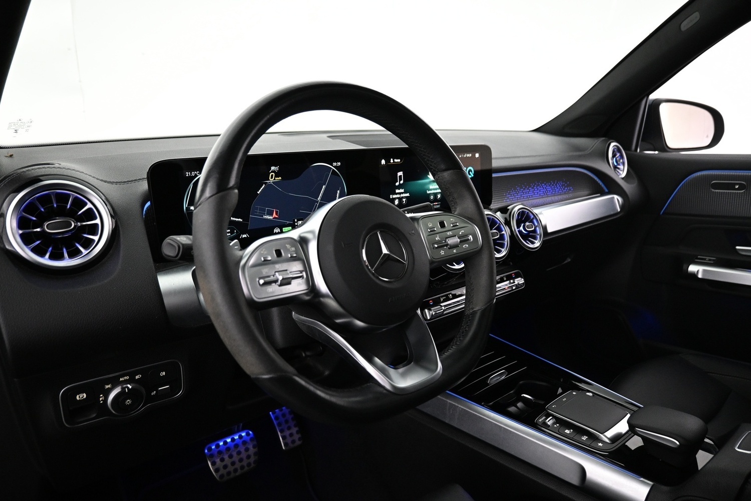 Mercedes-Benz EQB vaihtoauto