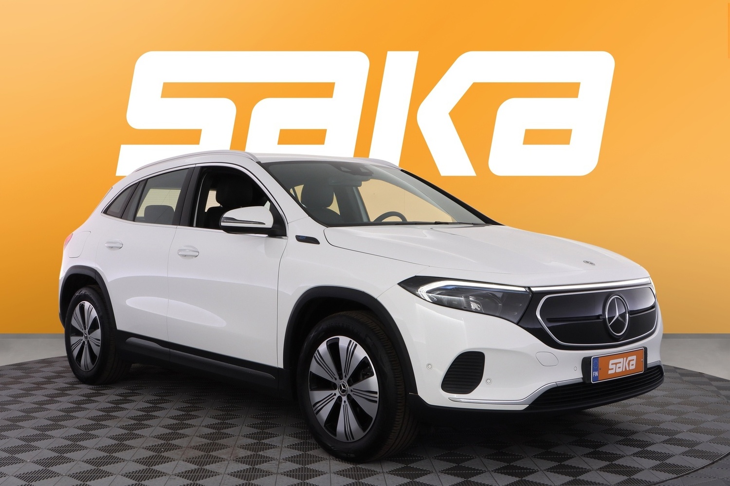 Mercedes-Benz EQA vaihtoauto