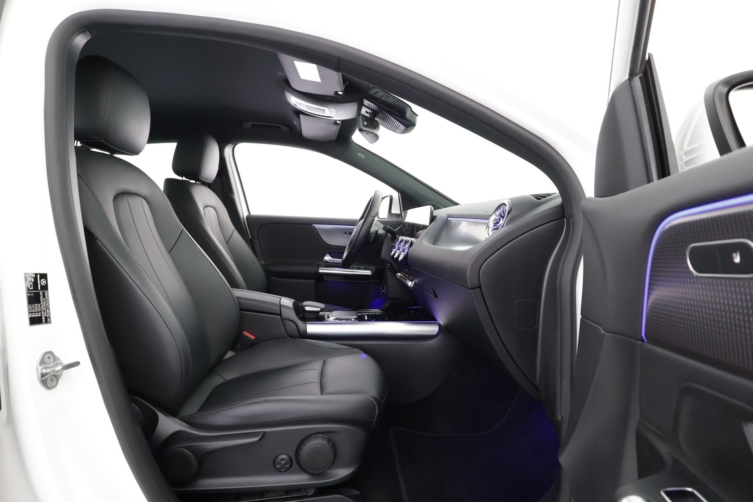 Mercedes-Benz EQA vaihtoauto