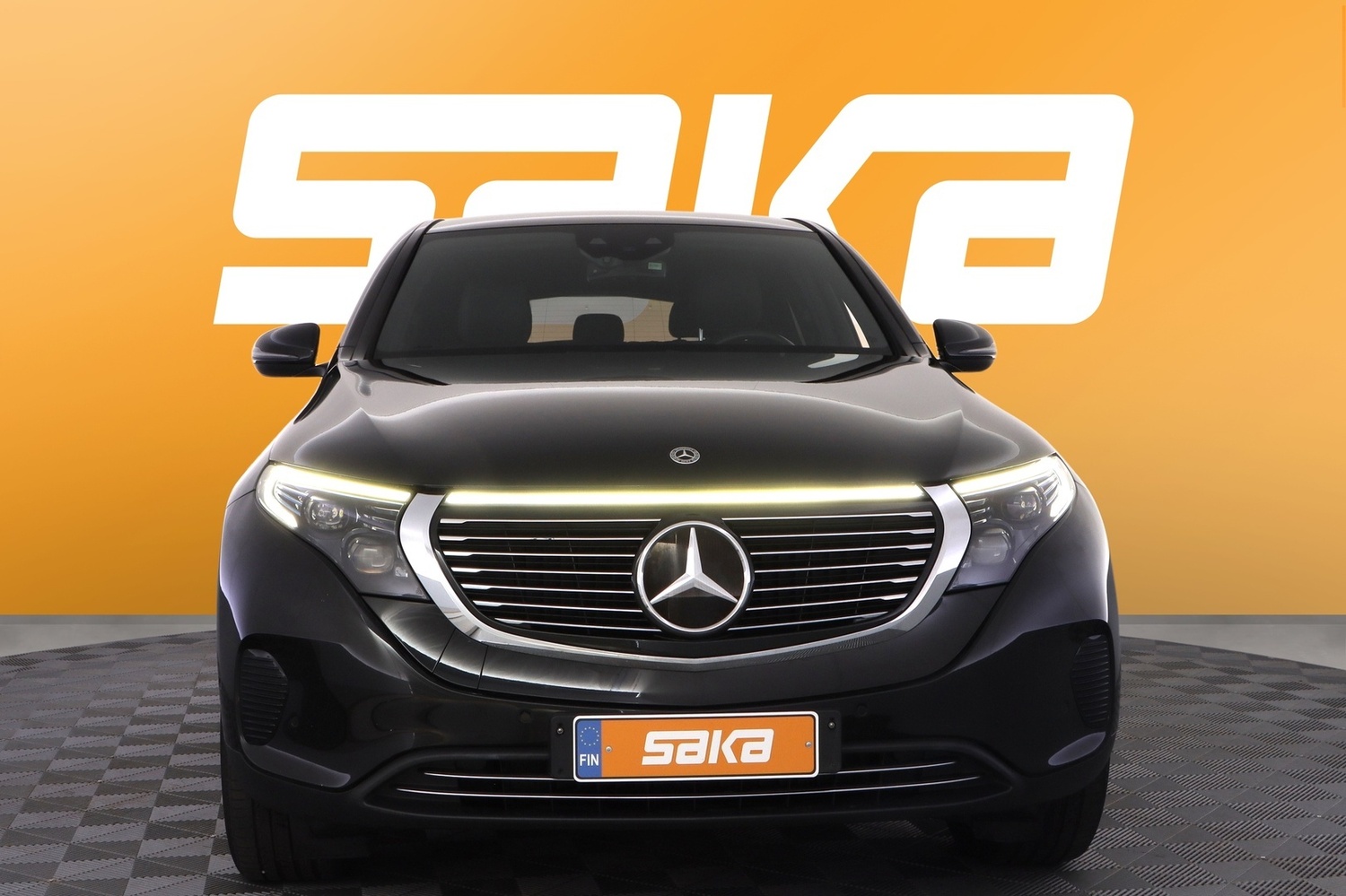 Mercedes-Benz EQC vaihtoauto