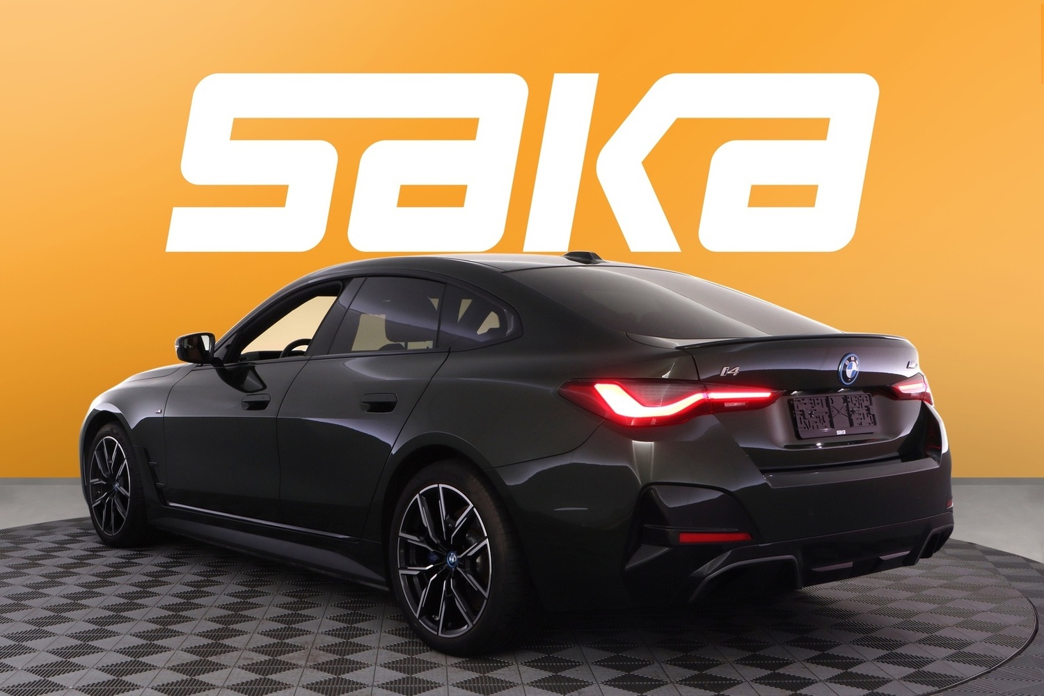 BMW i4 M50 vaihtoauto