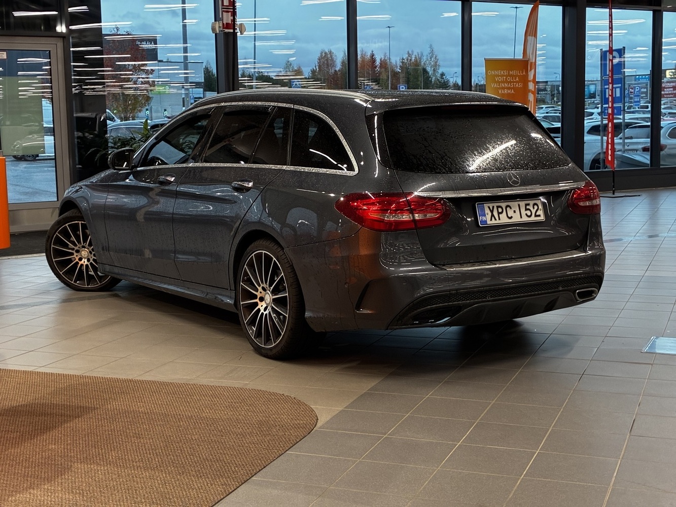 Mercedes-Benz C vaihtoauto